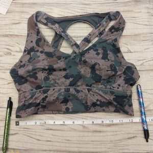Born primitive camouflage sports bra